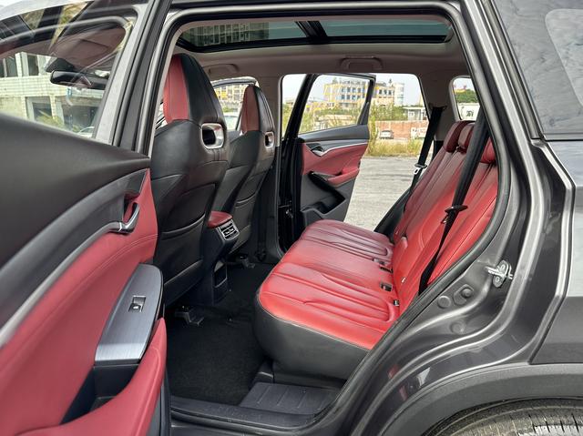 Changan CS75 PLUS 2022 1.5T Automatic Luxury Model Used Car for Sale in Ghana -u22836374 | ZEEX AUTO